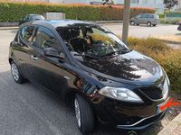 Usata Lancia Ypsilon 80 CV (58 kW) 2015 Nero Utilitaria