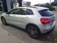 Usata Mercedes GLA180 109 CV (80 kW) 2016 Grigio SUV