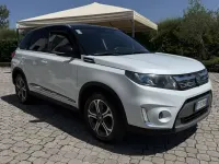 Usata Suzuki Vitara 120 CV (88 kW) 2016 Tetto nero SUV