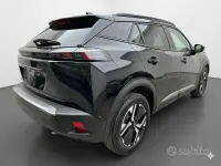 Usado Peugeot 2008 Allure+ 101 HP (74 kW) 2025 Preto SUV