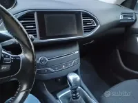 Usata Peugeot 308 116 CV (85 kW) 2015 Bianco Station wagon