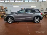 Usata Mercedes GLA180 Premium 109 CV (80 kW) 2018 Grigio SUV
