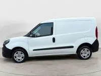 Usata Fiat Doblò 95 CV (69 kW) 2018 Bianco pastello Monovolume