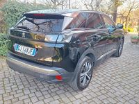 Usata Peugeot 3008 Allure 131 CV (96 kW) 2022 Nero SUV