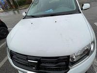 Usata Dacia Sandero Lauréate 75 CV (55 kW) 2015 Bianco Utilitaria