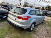 Usata Ford Focus 115 CV (84 kW) 2012 Argento Station wagon