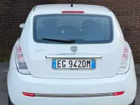 Usata Lancia Ypsilon 75 CV (55 kW) 2011 Bianco Utilitaria
