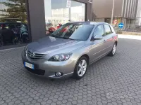 Usata Mazda 3 Style 105 CV (77 kW) 2005 Bluazzurro Berlina