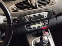 Usata Renault Scénic III 110 CV (80 kW) 2014 Marrone Monovolume