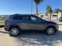 Usata Jeep Cherokee Limited 200 CV (147 kW) 2018 Grigio SUV