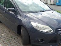 Usata Ford Focus 125 CV (91 kW) 2012 Verde Station wagon