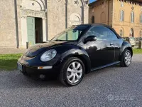 Usata VW New Beetle 105 CV (77 kW) 2008 Nero Utilitaria
