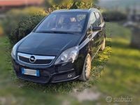Usata Opel Zafira 2007 Nero Monovolume
