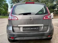 Usata Renault Scénic 110 CV (80 kW) 2011 Grigio Monovolume