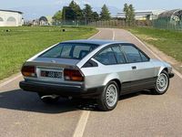 Usata Alfa Romeo GTV 131 CV (96 kW) 1983 Argento Coupé