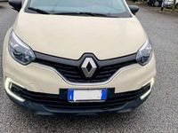 Usata Renault Captur Life 90 CV (66 kW) 2017 Bianco SUV