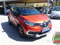 Usata Renault Captur Intens 90 CV (66 kW) 2018 Rosso SUV