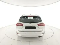 Usata Ford Focus ST-Line 116 CV (85 kW) 2023 Rosso Station wagon