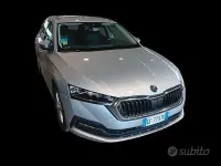 Usata Skoda Octavia Executive 150 CV (110 kW) 2021 Grigio Station wagon