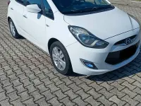 Usata Hyundai ix20 90 CV (66 kW) 2012 Bianco Utilitaria