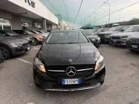 Usata Mercedes A180 109 CV (80 kW) 2017 Nero Utilitaria