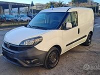 Usata Fiat Doblò 120 CV (88 kW) 2020 Bianco Monovolume