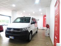 Usata VW Caravelle Trendline 110 CV (80 kW) 2022 Bianco Monovolume