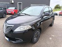 Usata Lancia Ypsilon 95 CV (69 kW) 2015 Nero Utilitaria