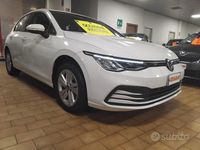 Usata VW Golf VIII Life 110 CV (80 kW) 2020 Grigio Berlina