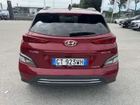 Usata Hyundai Kona 100 kW (136 CV) 2024 Rosso SUV