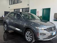 Usata VW T-Roc Style 150 CV (110 kW) 2019 Grigio SUV