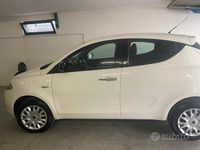 Usata Lancia Ypsilon 2015 Bianco Utilitaria