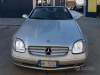 Usata Mercedes SLK200 192 CV (141 kW) 2000 Grigio Cabrio