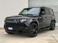 Usata Land Rover Defender SE Dynamic 200 CV (147 kW) 2025 Nero SUV