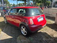 Usata Mini Cooper 116 CV (85 kW) 2005 Rosso Utilitaria