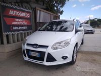 Usata Ford Focus Business Edition 95 CV (69 kW) 2014 Bianco Station wagon