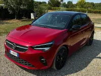 Usata Opel Corsa 75 CV (55 kW) 2025 Rosso Utilitaria