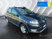 Usata Dacia Sandero Stepway 90 CV (66 kW) 2017 Grigio Berlina