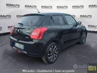 Usado Suzuki Swift Cool 83 CV (61 kW) 2022 Negro Utilitario