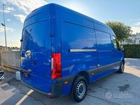 Usata Mercedes Sprinter 114 CV (83 kW) 2020 Blu Furgone