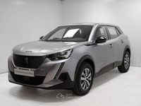 Usata Peugeot 2008 Active 100 kW (136 CV) 2023 Gray SUV