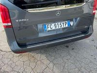 Usata Mercedes V220 Premium 163 CV (119 kW) 2016 Grigio Monovolume