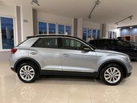 Usata VW T-Roc Style 115 CV (84 kW) 2024 Grigio SUV