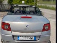 Usata Renault Mégane Cabriolet 120 CV (88 kW) 2004 Grigio Cabrio