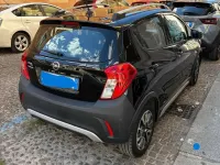 Usata Opel Karl Rocks 73 CV (53 kW) 2018 Nero Utilitaria
