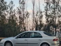 Usata Renault Laguna II 120 CV (88 kW) 2005 Grigio Berlina