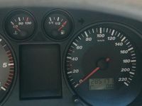 Usata Seat Ibiza 101 CV (74 kW) 2002 Grigio Berlina