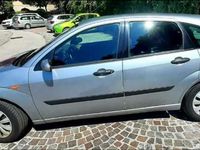 usata Ford Focus 5p 1.6i 16v Ghia