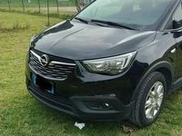 Usata Opel Crossland X 110 CV (80 kW) 2018 Nero SUV