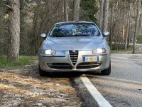 Usata Alfa Romeo 147 Distinctive 105 CV (77 kW) 2001 Utilitaria